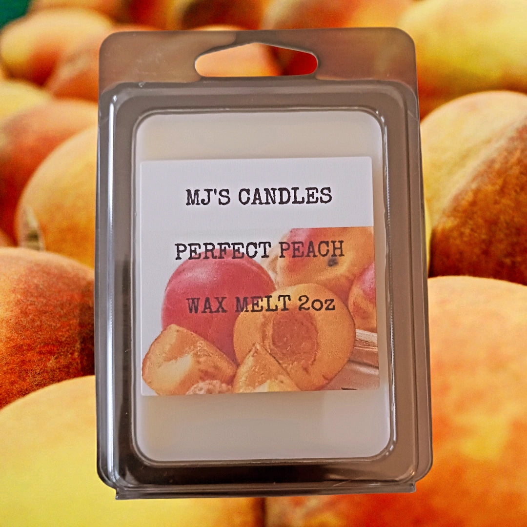 MJ'S CANDLES luxury peach fragrance wax melt 2oz in clear clamshell packaging with peach image